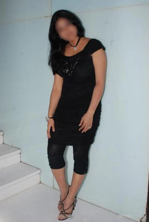 Call Girls Isanpur